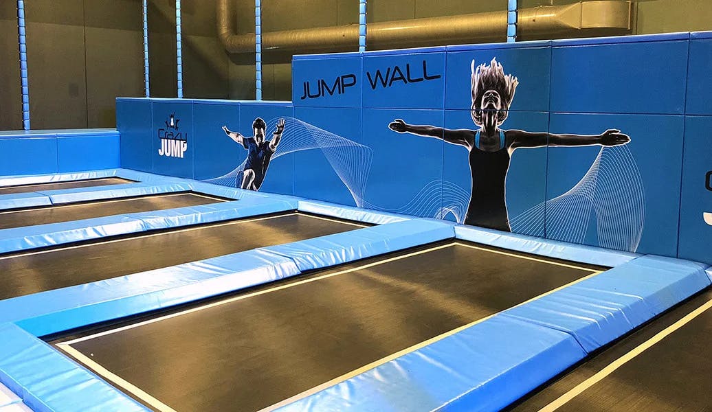 JUMP Wall
